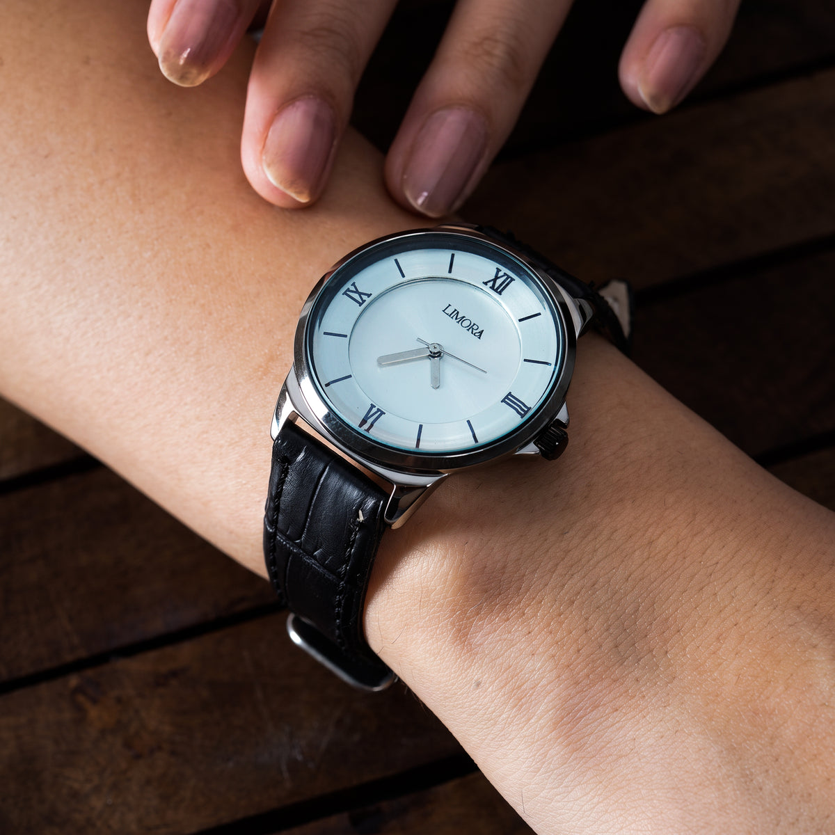 Limora Noir Classic Black Leather Roman Dial Watch